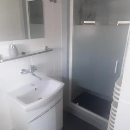 Gosciniec Pogodna Przystan Habitación en casa particular *