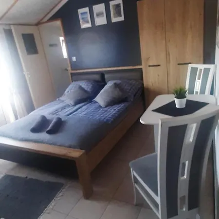 Gosciniec Pogodna Przystan Habitación en casa particular *