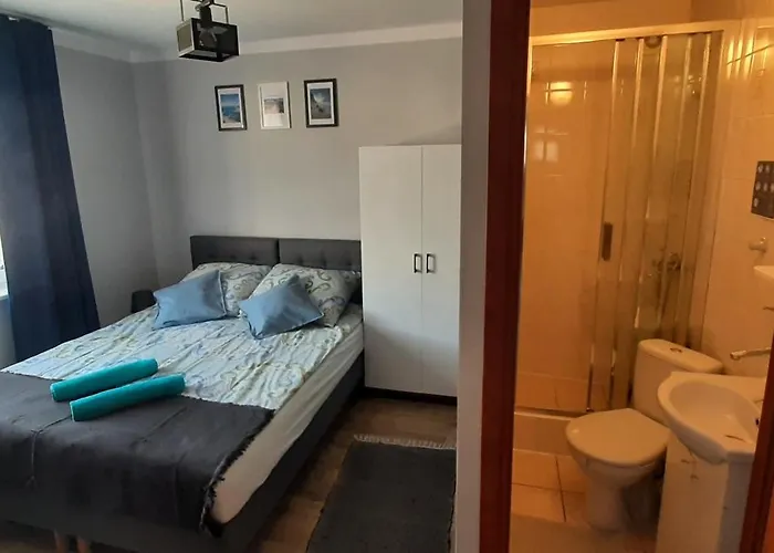 Gosciniec Pogodna Przystan Rum i privatbostad