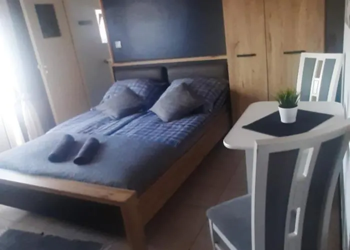 Gosciniec Pogodna Przystan Rum i privatbostad *